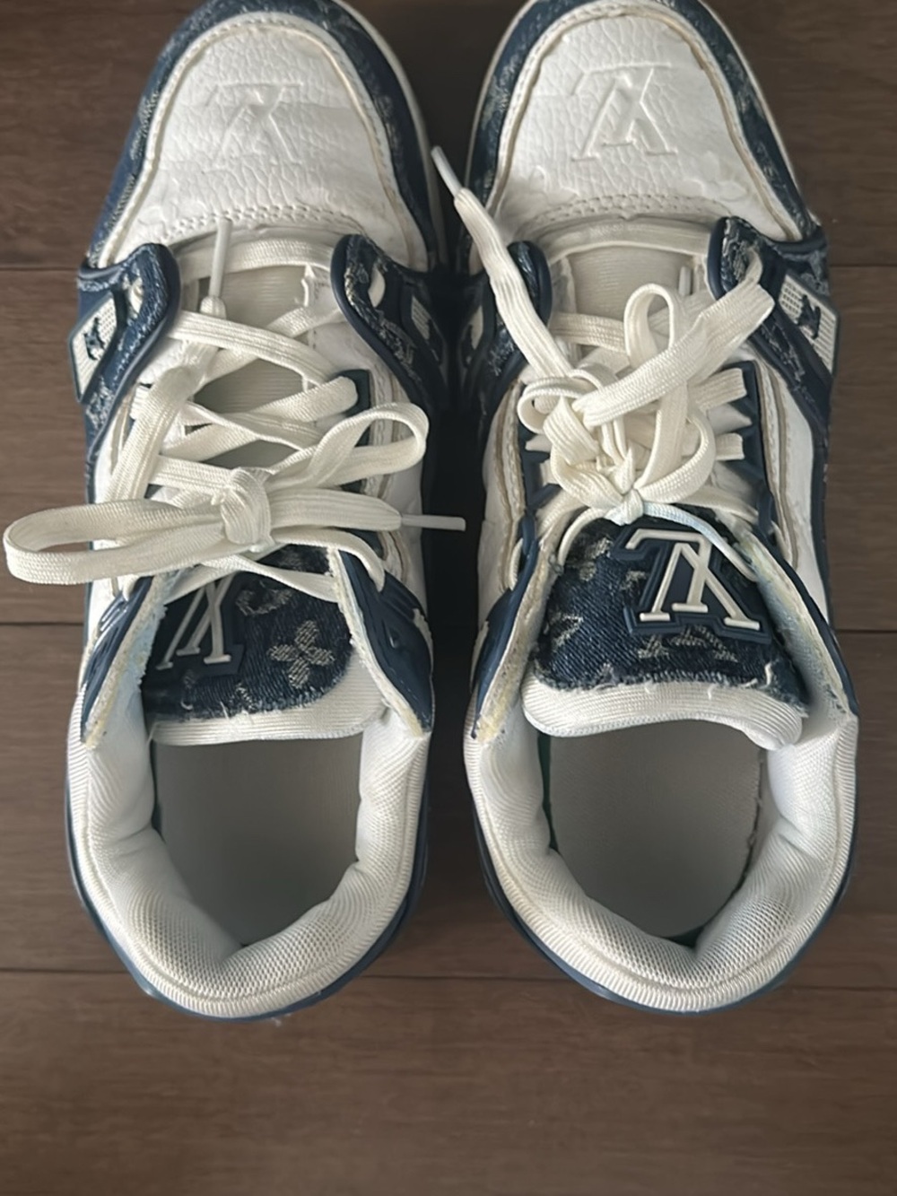 Louis Vuitton Kids Navy & White Monogram Low-Top Sneakers